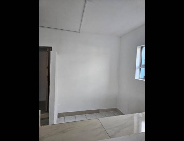 2 BEDROOM PROPERTY TO RENT IN AUSTERVILLE